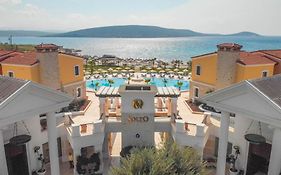 Cocos The Club Solto